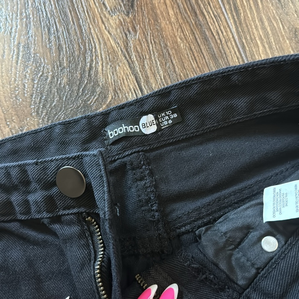 Distressed cropped Jeans - Picture 6 of 7